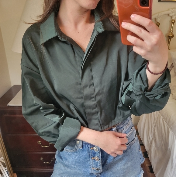 Forever 21 | faux satin long sleeve crop - Picture 3 of 5